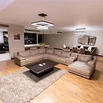 Airport Apartments Elite Service