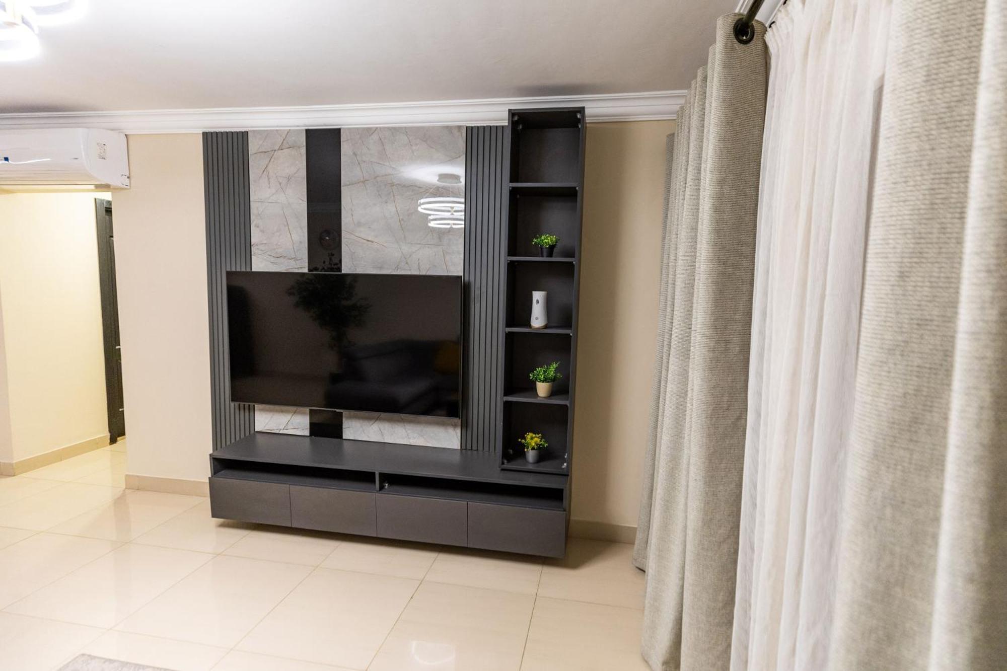 Airport Elite Service Apartment