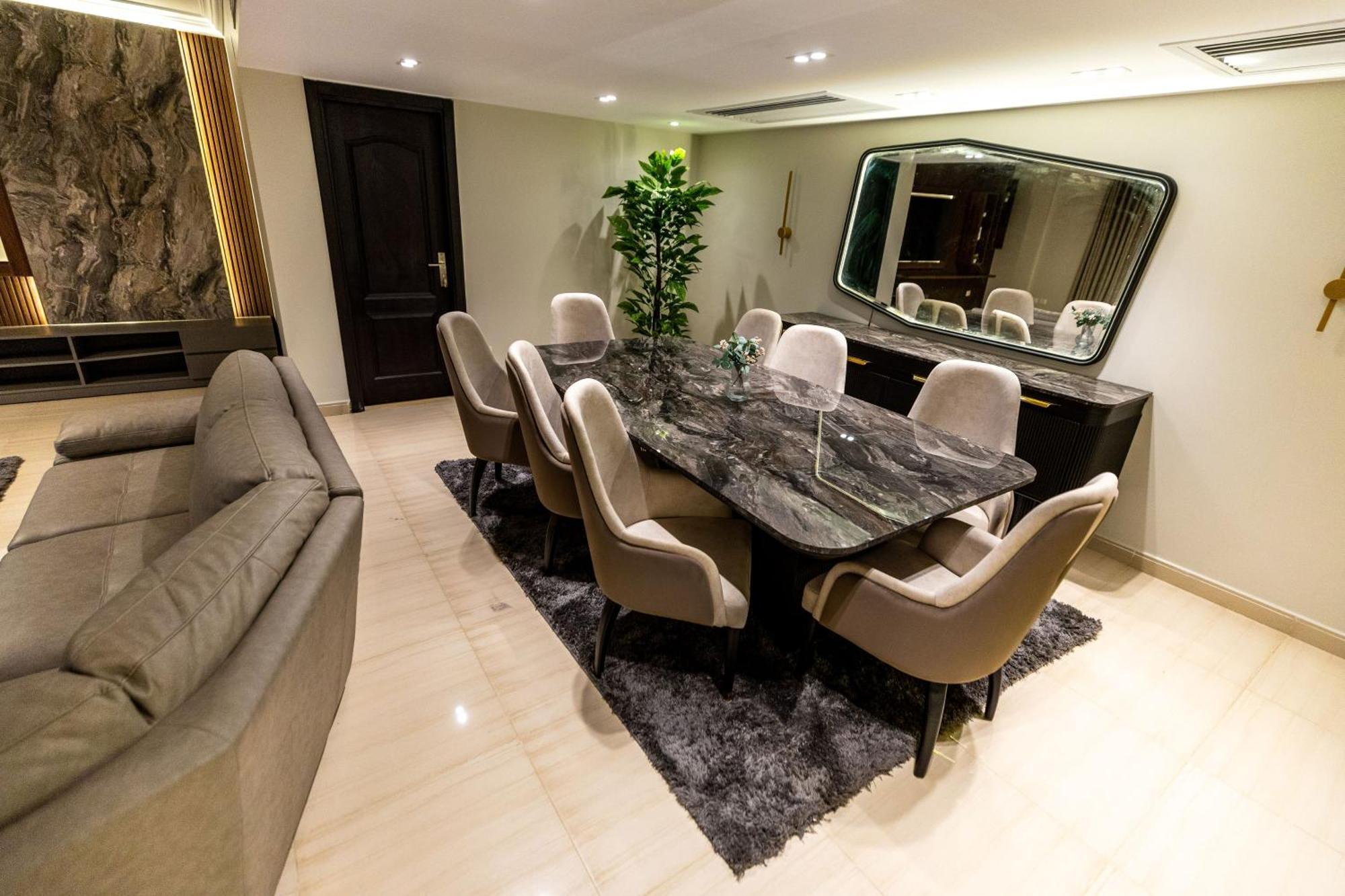 Airport Elite Service Apartment *